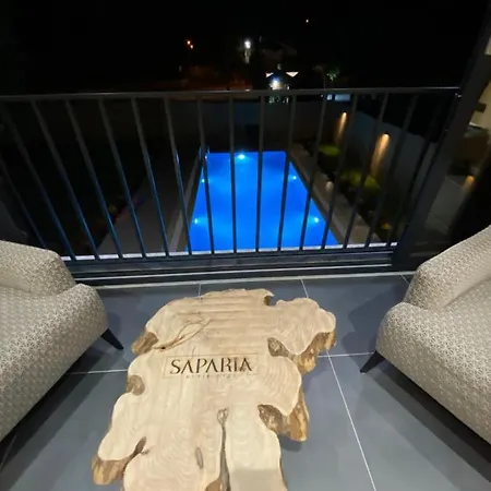 فيلة Saparia Butik *